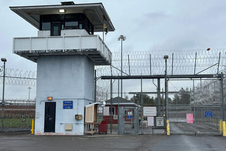 A former New York prison guard is found guilty of manslaughter in an ...