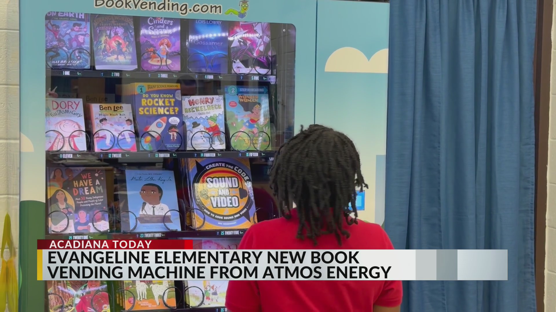 Evangeline Elementary unveils book vending machine