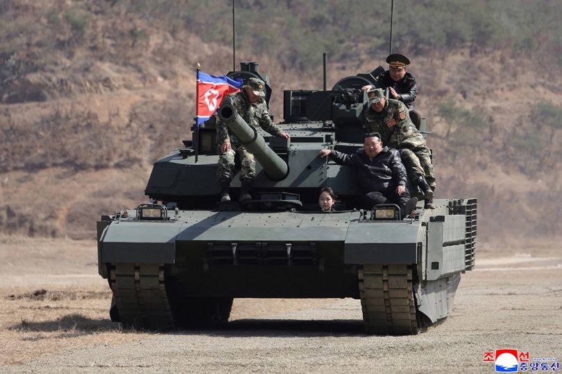 Kim Jong Un's teen daughter drives tank in North Korea military drill ...