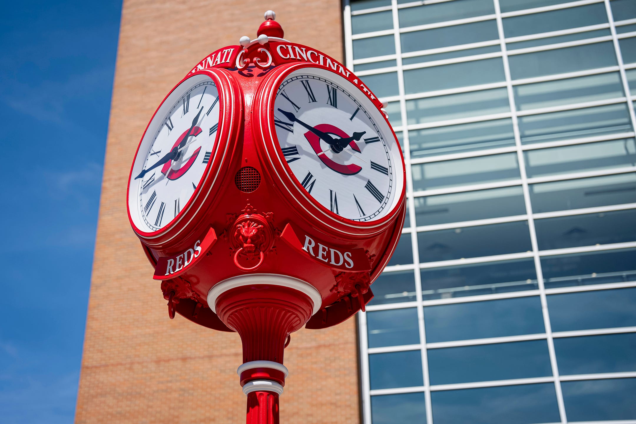 Joey Votto gifts Reds clock that stands outside GABP entrance