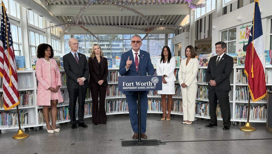 TEA names new state-appointed leaders of Fort Worth ISD as takeover begins