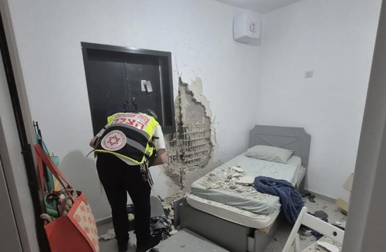 Several wounded in central Israel Iranian missile barrage, one killed ...