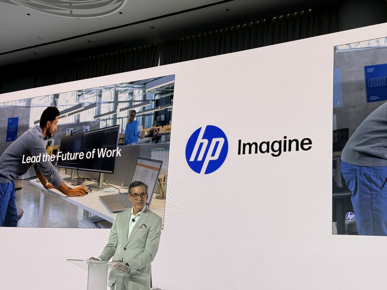 HP Inc. announces AI updates. Your turn, Apple.