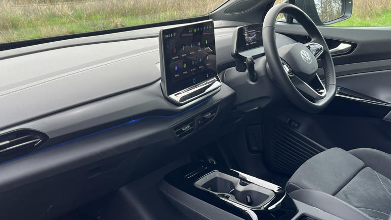 I lived with the Volkswagen ID.4 for a week. Here’s the honest reality ...