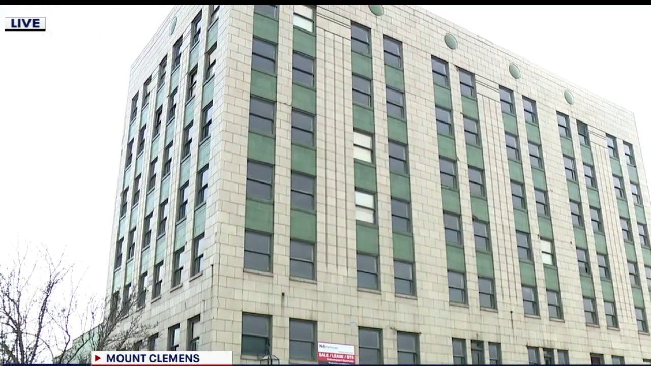 Crumbling former Macomb Daily building raises safety concerns