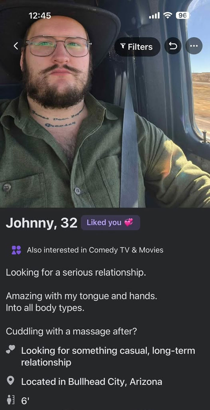 38 Dating Profiles That Are Painfully Cringeworthy
