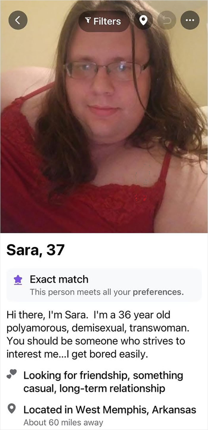 38 Dating Profiles That Are Painfully Cringeworthy