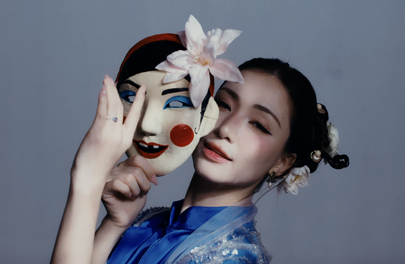 Hòa Minzy không cứu nổi MV nhận gần 4.000 dislike