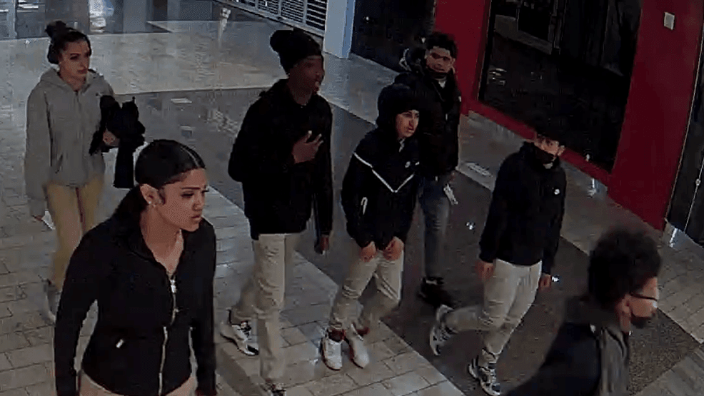 9 teens beat, rob victim at Wheaton Mall; $10K reward offered