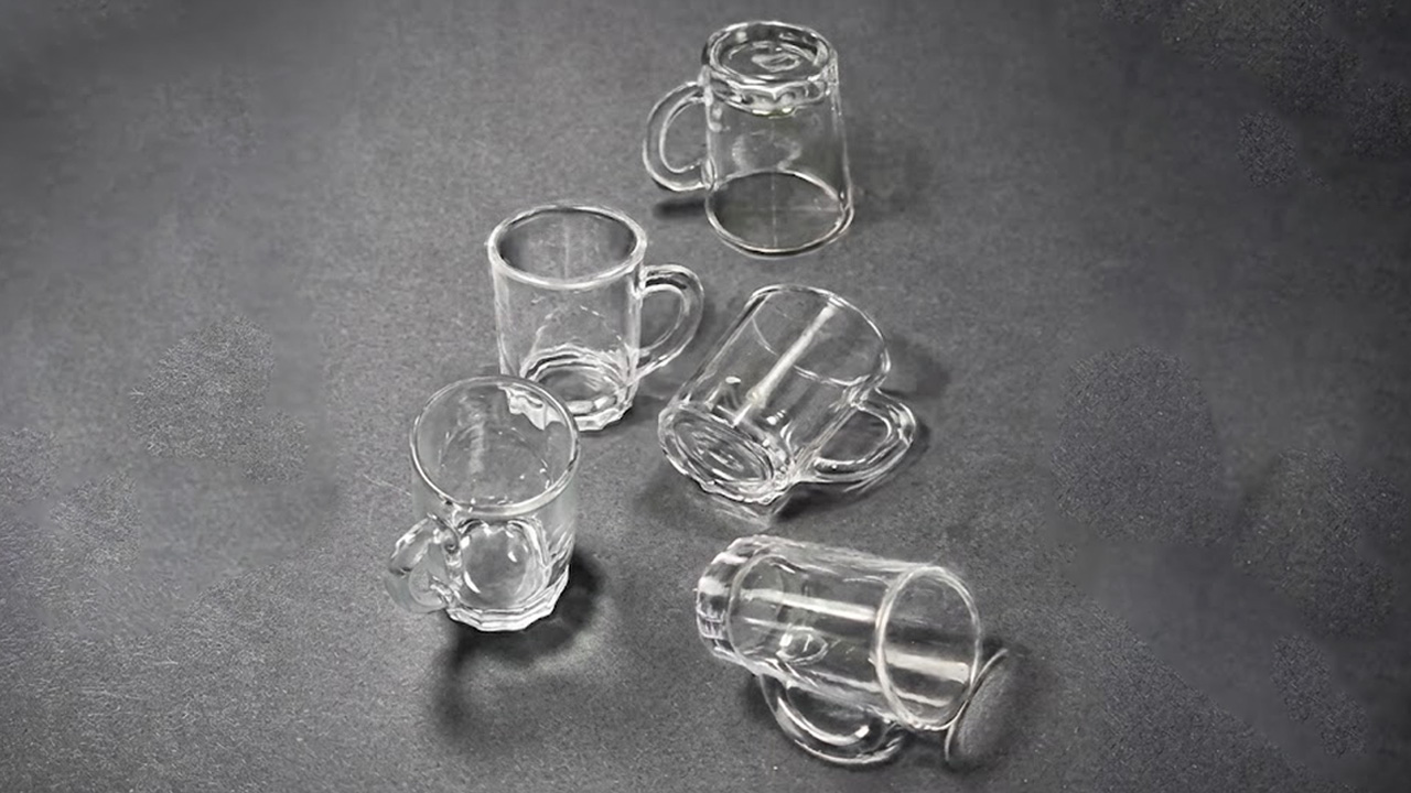Transform paper into realistic glass cups with freehand drawing tips ...