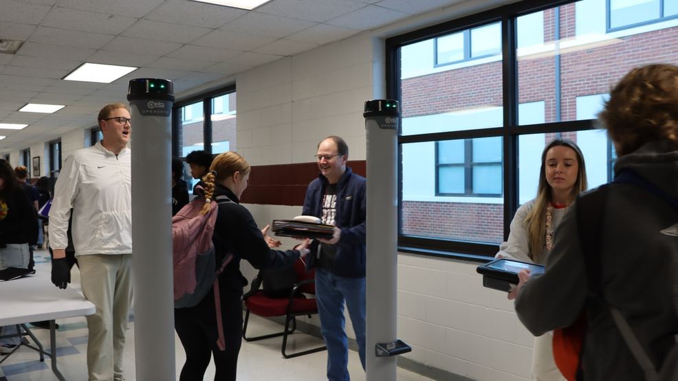 Midlands schools revisit metal detectors after handgun found at ...