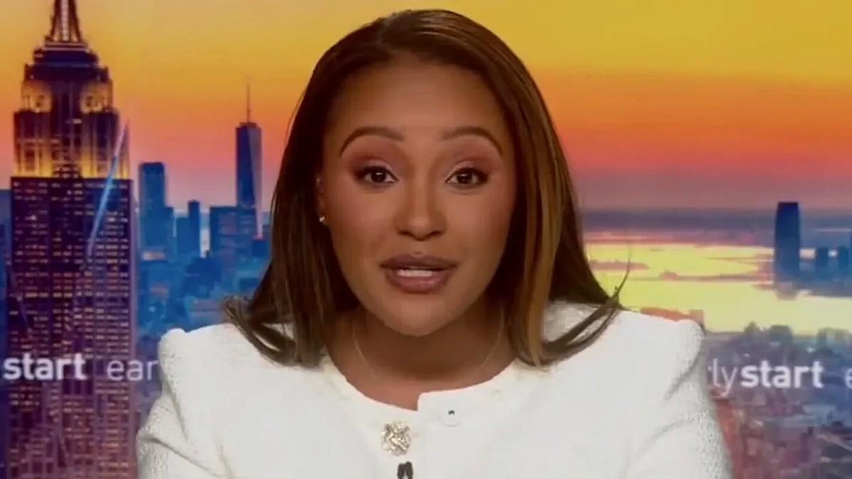 CNN host announces she's leaving the network while on the air: Watch