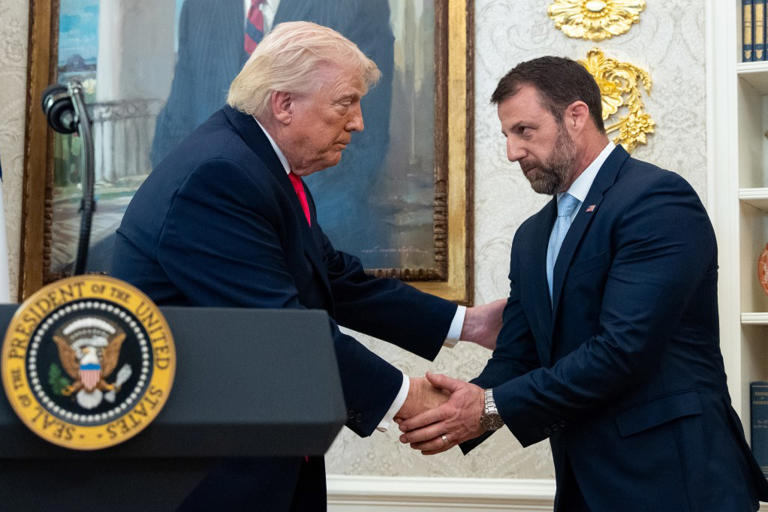 Markwayne Mullin sworn in as Trump’s new homeland security secretary
