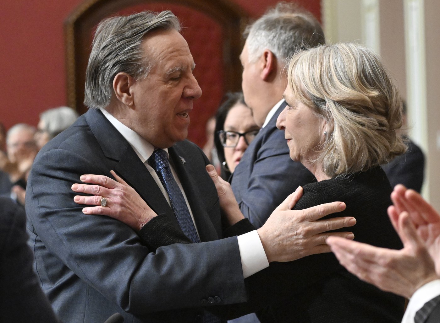 Santé mentale : la CAQ dépose un projet de loi sur les hospitalisations ...