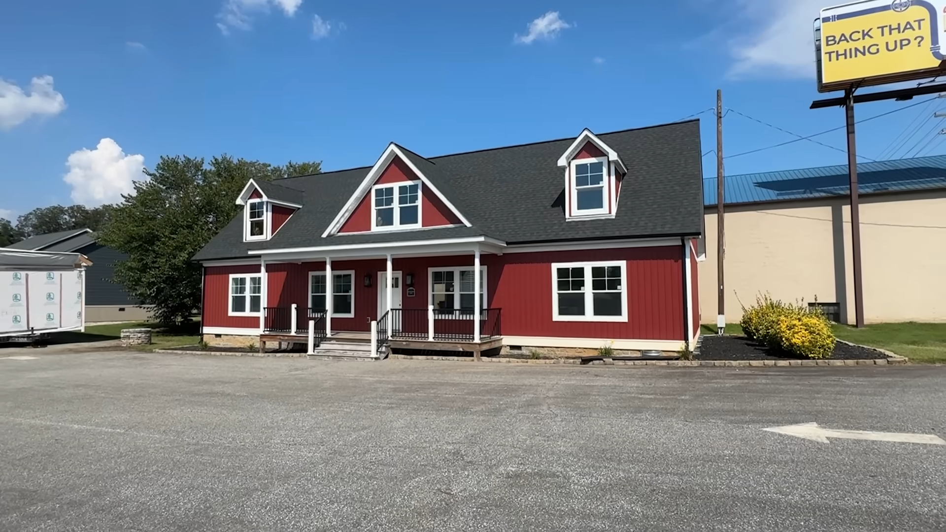 I drove past this modular home and instantly fell in love!