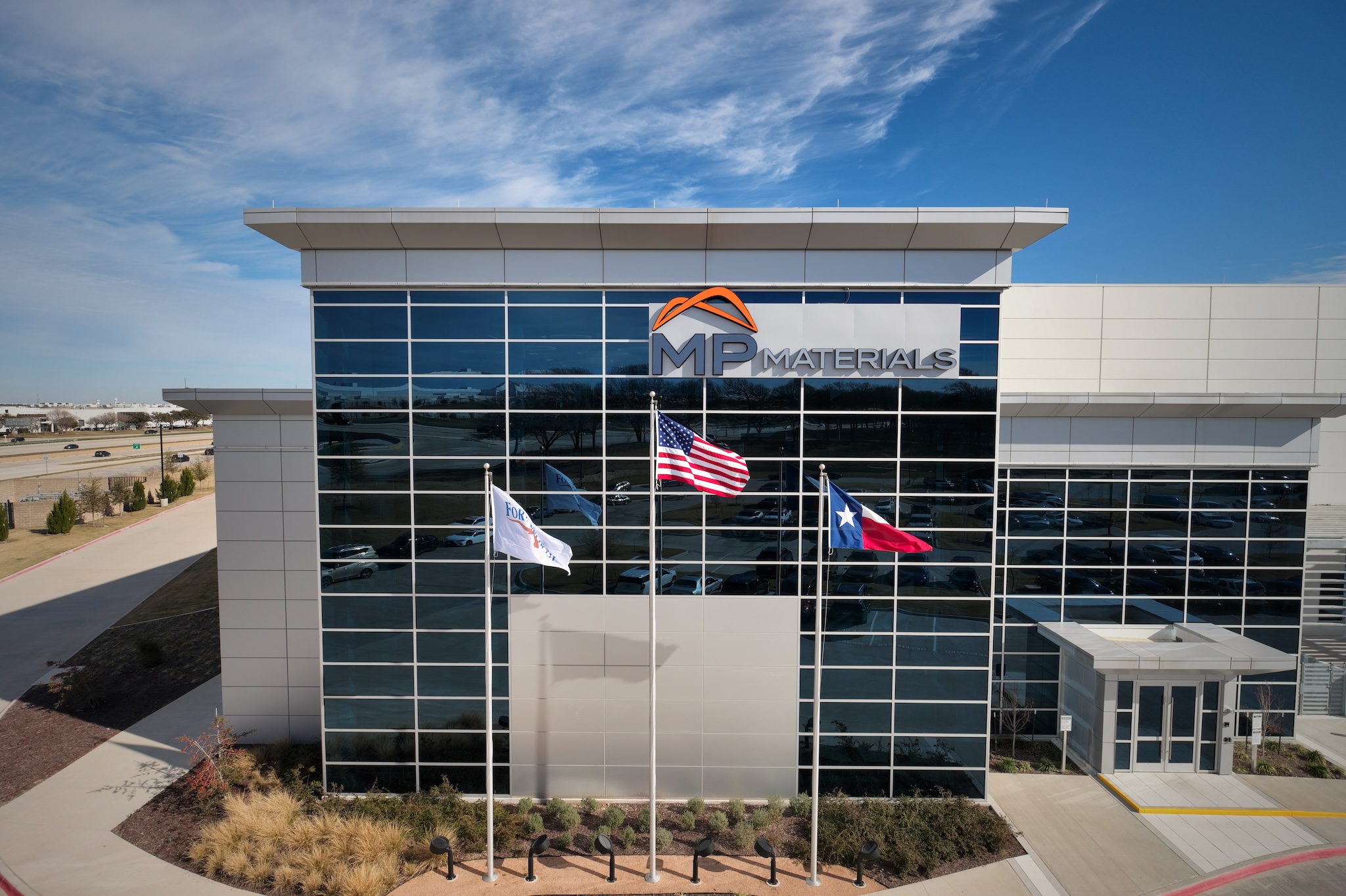 MP Materials is investing $1.25 billion on a US.-based rare-earth magnet manufacturing campus. Here's what investors need to know about 10X.