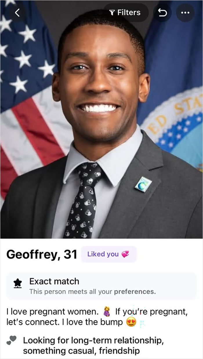 38 Dating Profiles That Are Painfully Cringeworthy