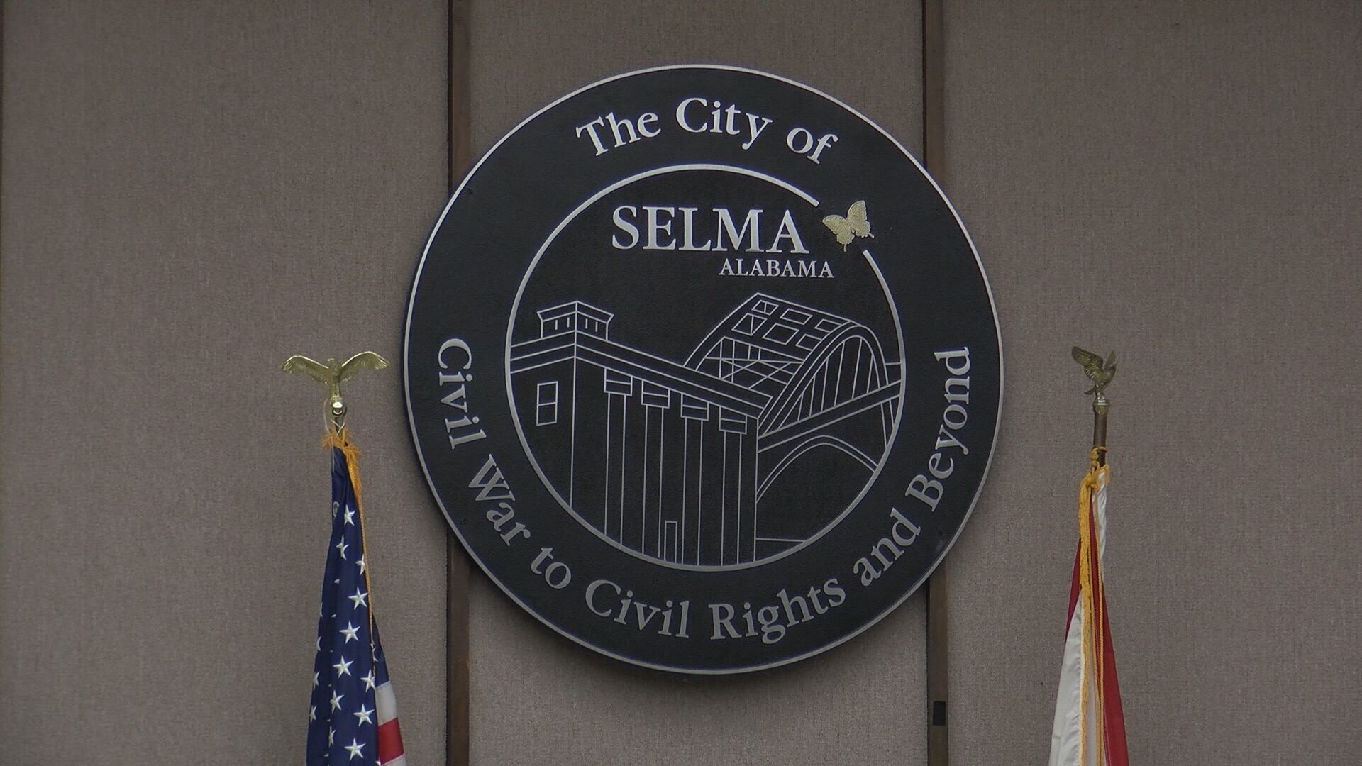 Selma police chief placed on administrative leave after council vote