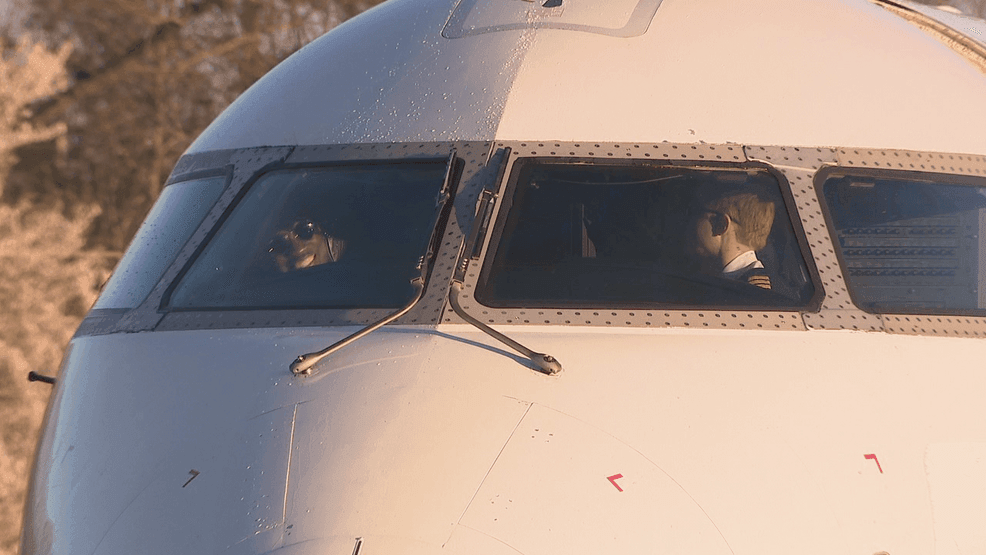 First United Airlines flight back to Lynchburg piloted by Liberty ...