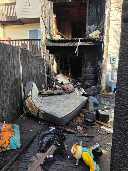 Family of 8 displaced after townhome fire in Cimarron Hills