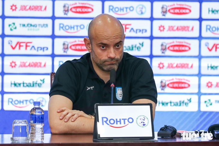 HLV tuyển Bangladesh: Mong đấu với đội hình mạnh nhất của tuyển Việt Nam