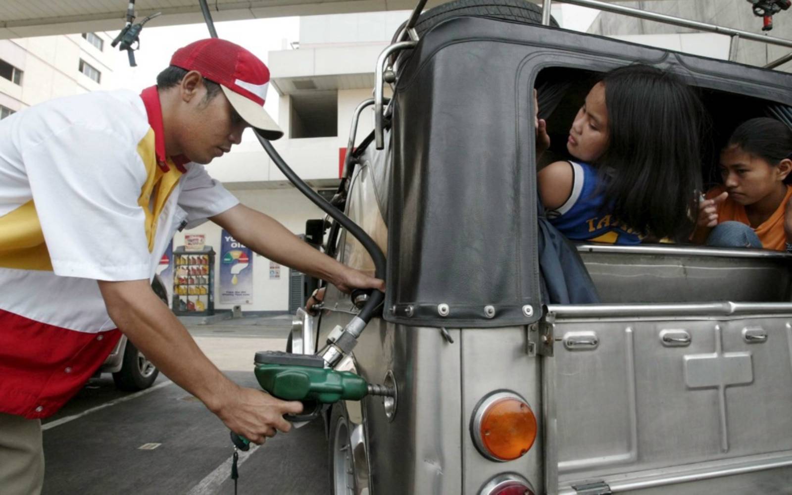 Philippines declares emergency as energy supplies run short