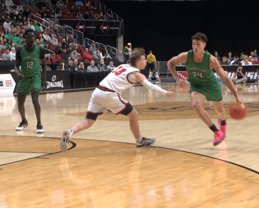 Storm Lake basketball standout Jaidyn Coon announces decommitment from ...