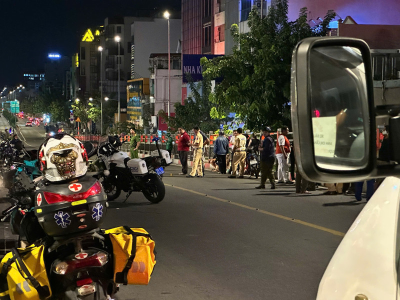 Tai nạn liên hoàn ở khu vực sân bay Tân Sơn Nhất làm 1 người tử vong