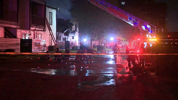 HFD: 32 units damaged in northwest Houston apartment fire