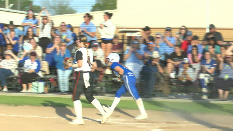 Hooks softball stuns DeKalb; Lady Hornets keep perfect district record