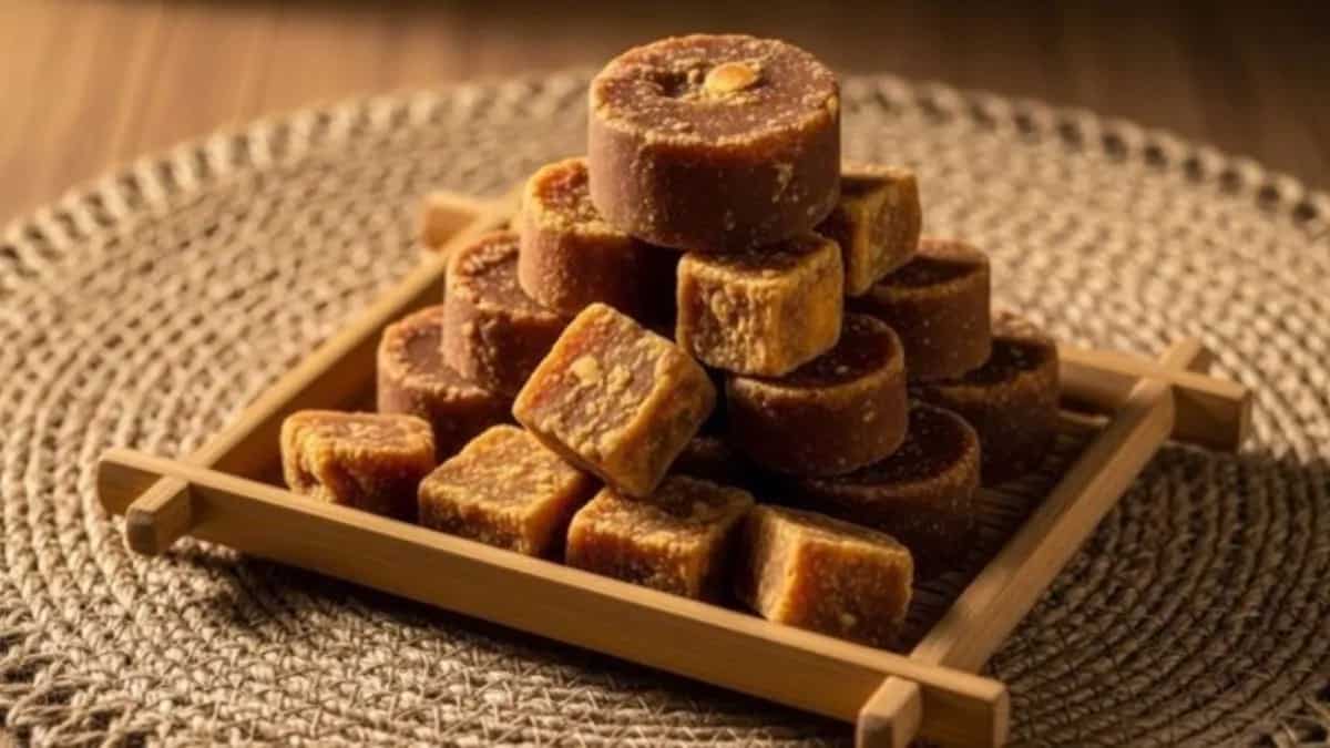 Chaitra Navratri 2026 day 7: Jaggery bhog for Maa Kalaratri
