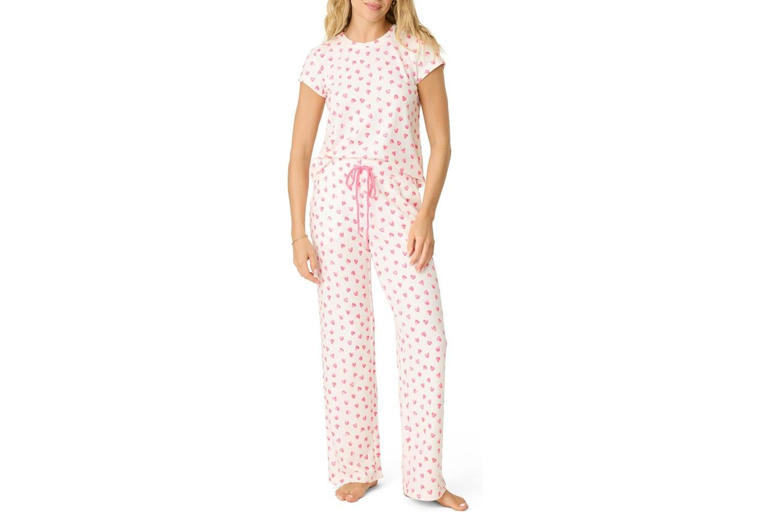 Copy Oprah, 72, and Martha Stewart, 84, by replacing your frumpy sweats ...