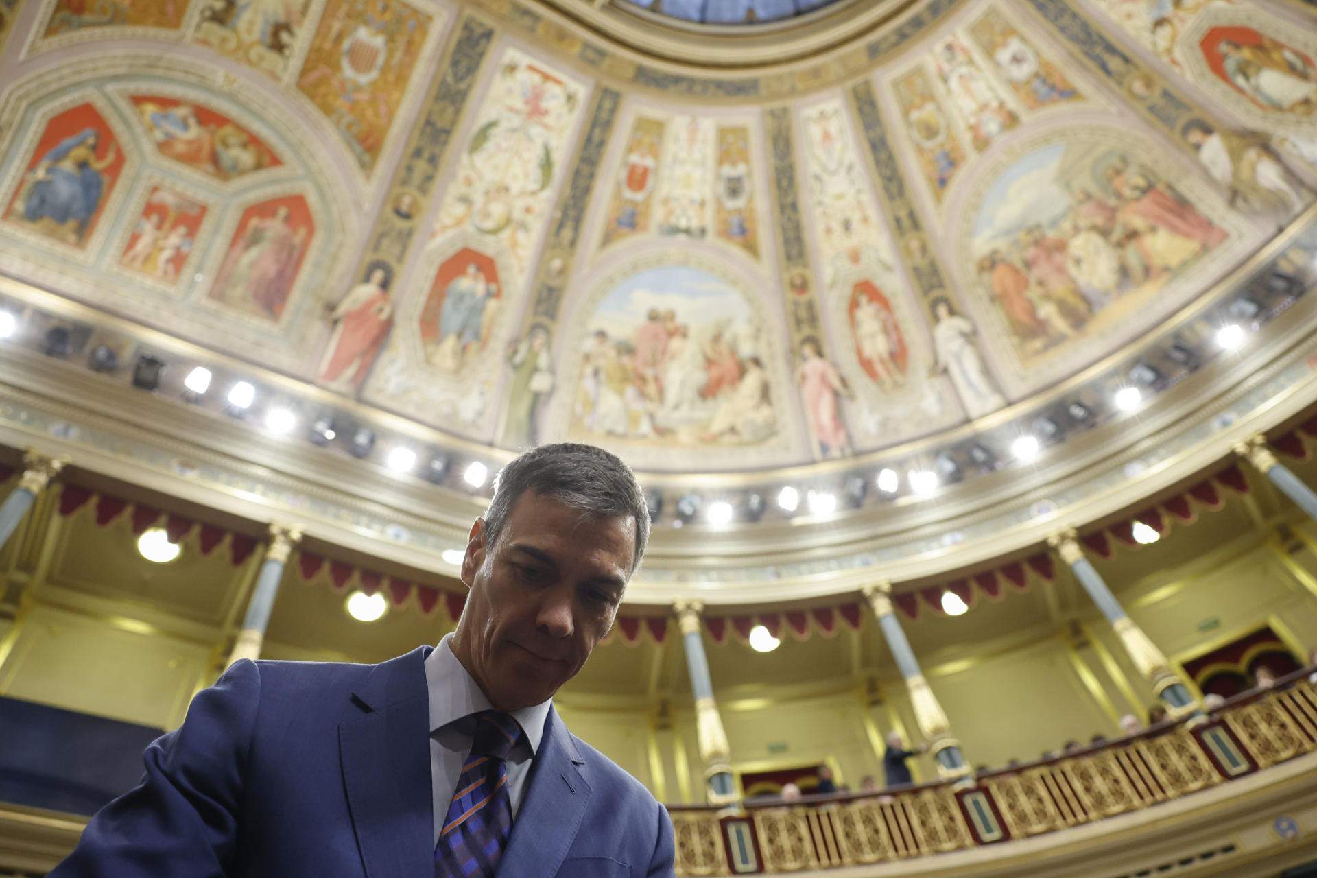 Sánchez reivindica el "no a la guerra" en una carta a la militancia ...