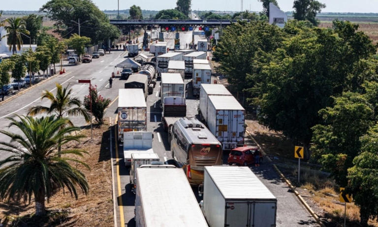 Estas son las carreteras y autopistas bloqueadas para hoy miércoles 25 ...
