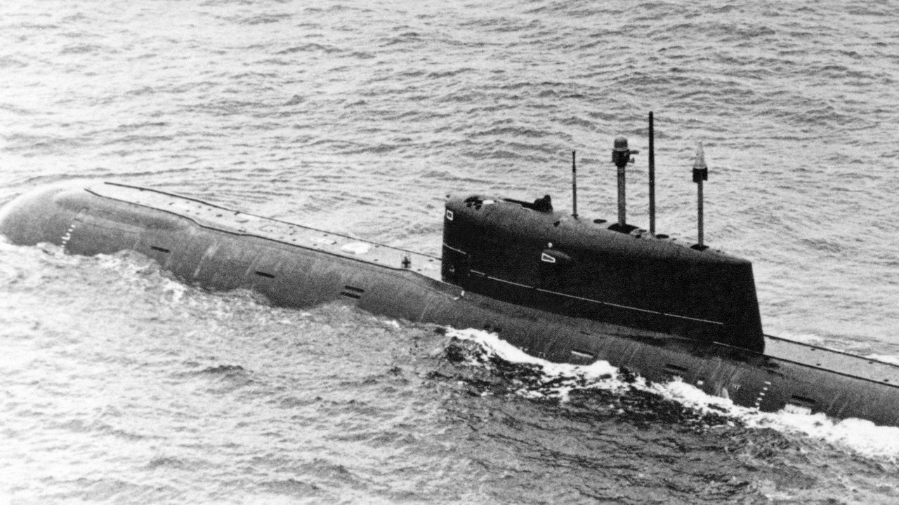 Study finds radiation leaks from sunken Soviet sub K-278 Komsomolets