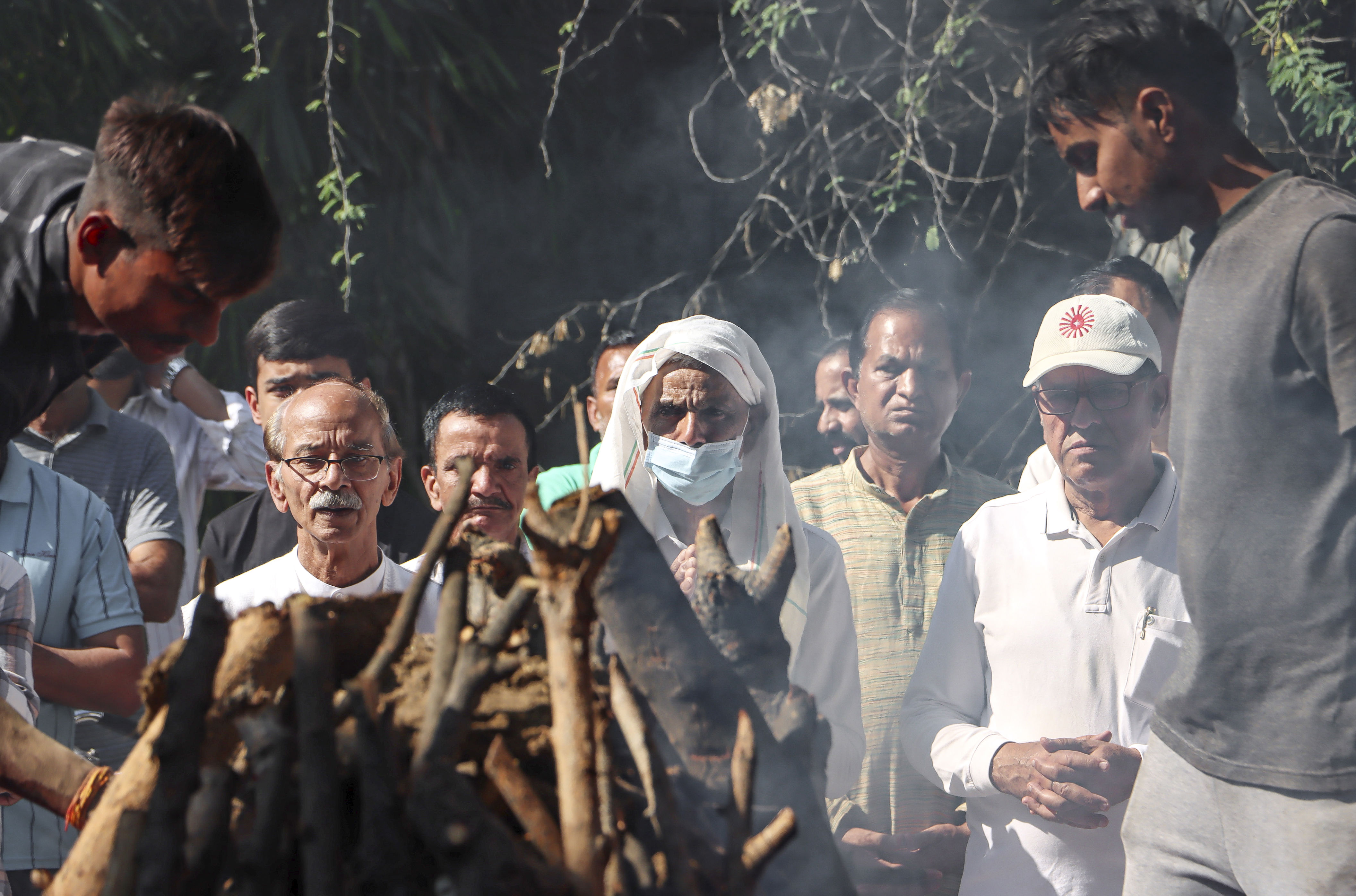 'He is in a happy place now': Harish Rana's last rites conducted ...