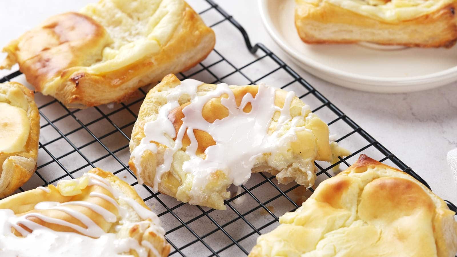 15-homemade-coffeehouse-treats-that-make-every-morning-feel-like-a