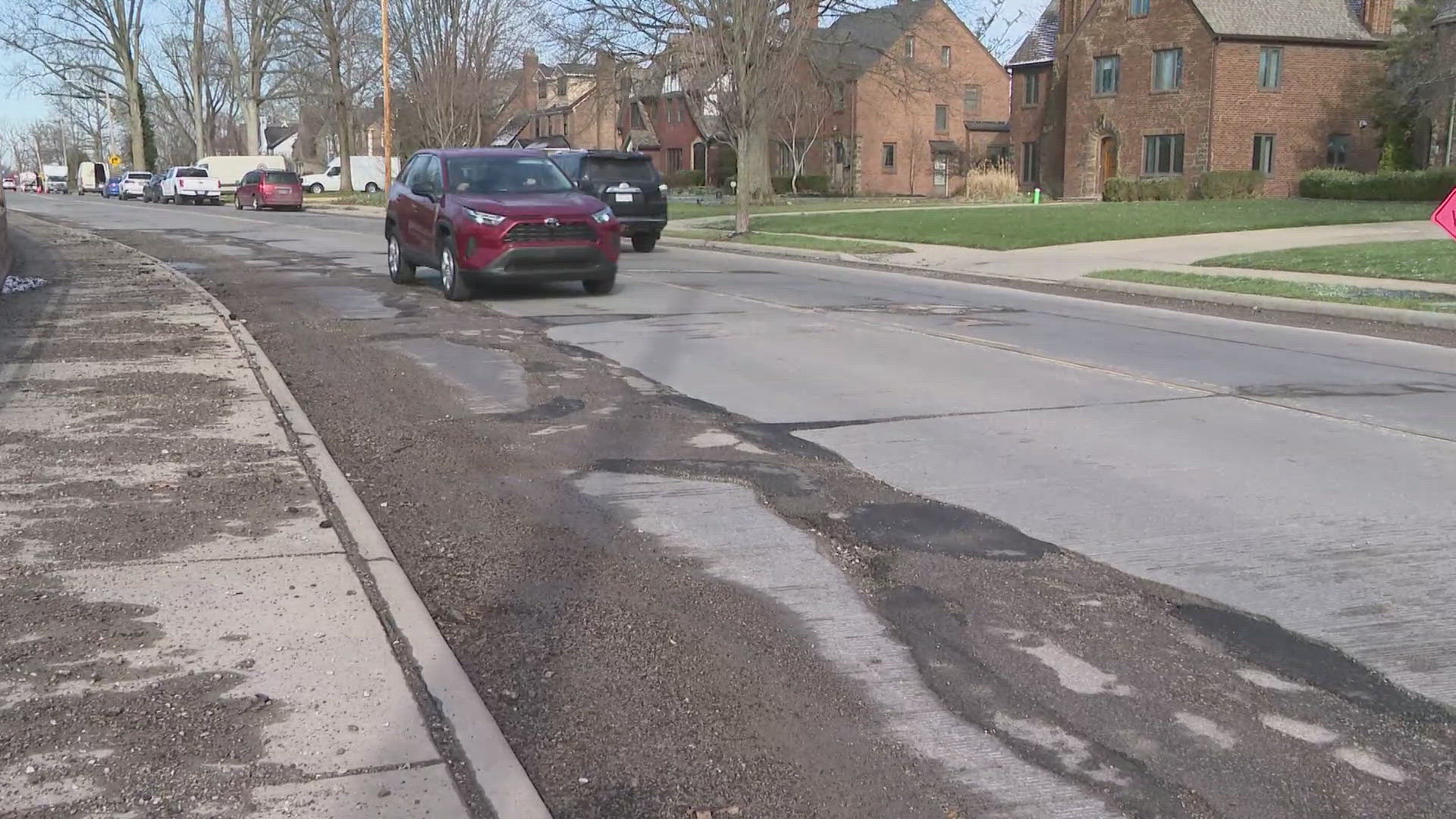 Pothole report in Cleveland: Rough road conditions along Rocky River Drive