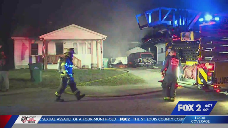 Fire destroys camper, damages house near Cahokia Heights