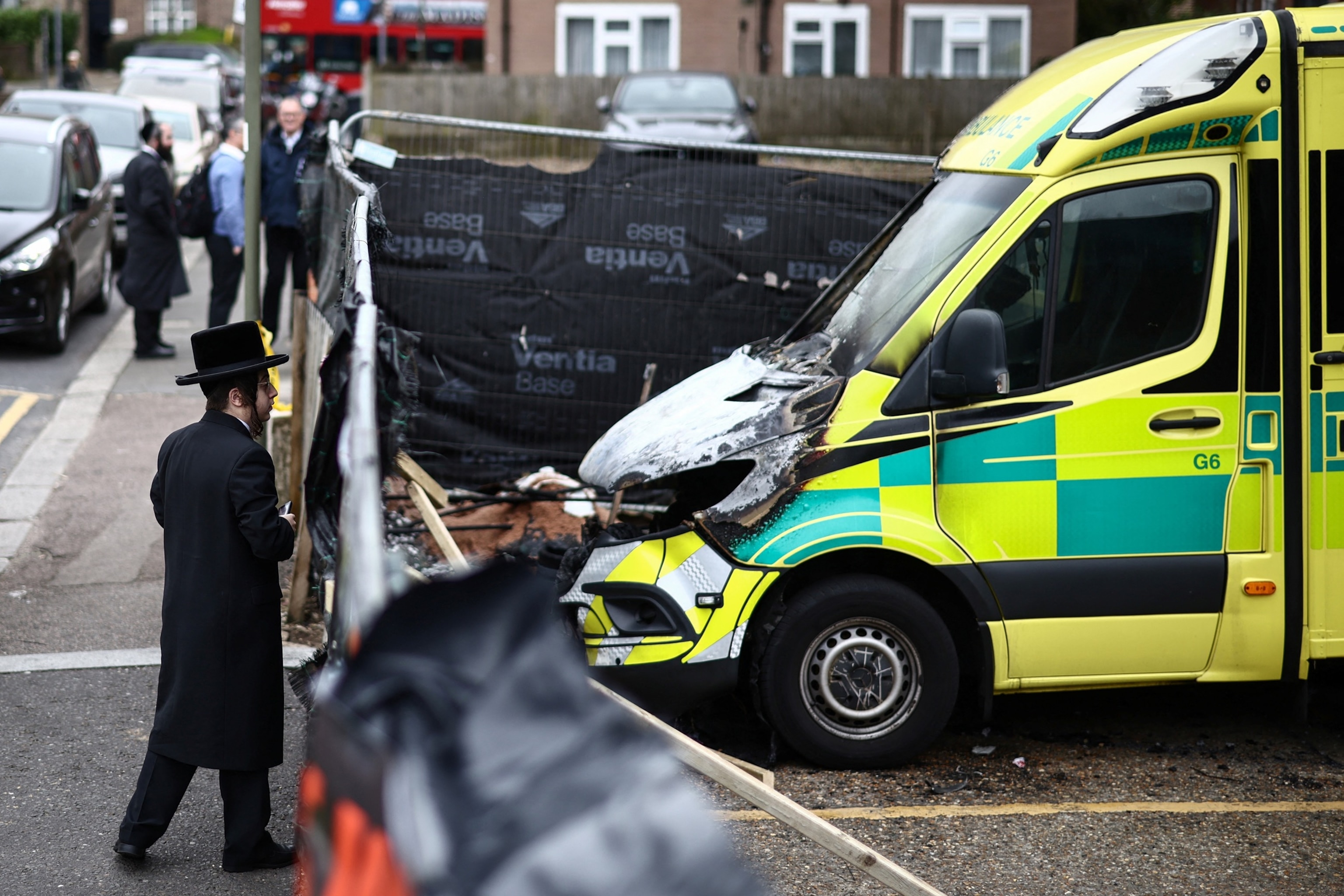 2-arrested-in-connection-with-london-arson-attack-on-jewish-charity-s