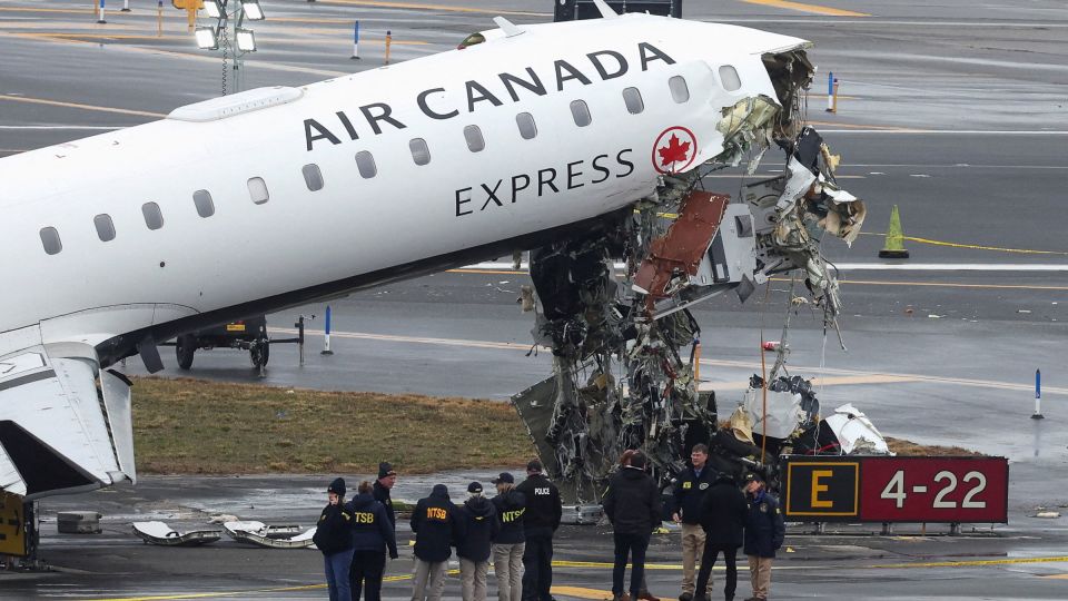 What’s next in the investigation into the deadly Air Canada collision at LaGuardia<br><br>