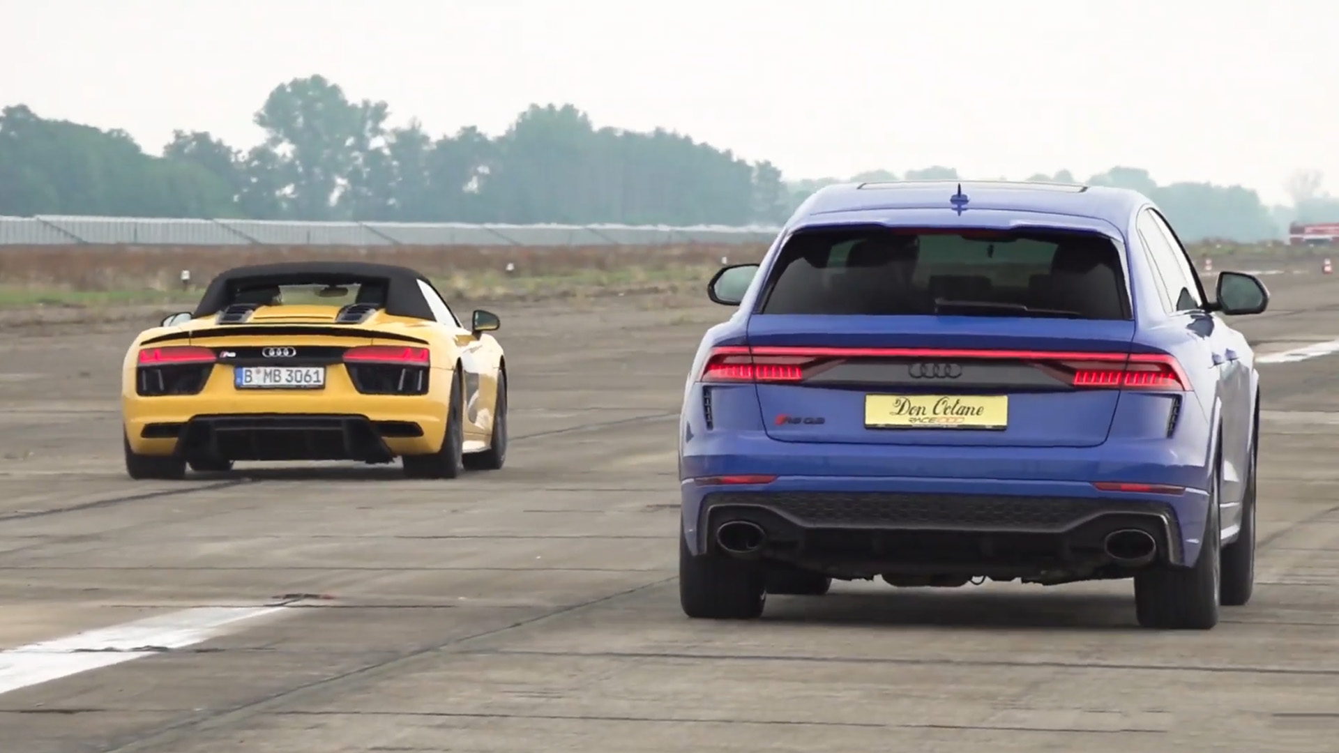 Audi RSQ8 face à l'Audi R8 qui l'emporte sur la piste