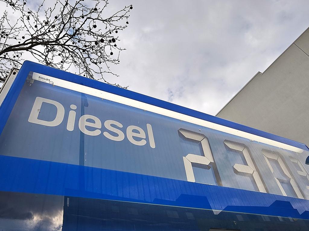 Elegantes Dieselpreis Castrop Rauxel Bildernull