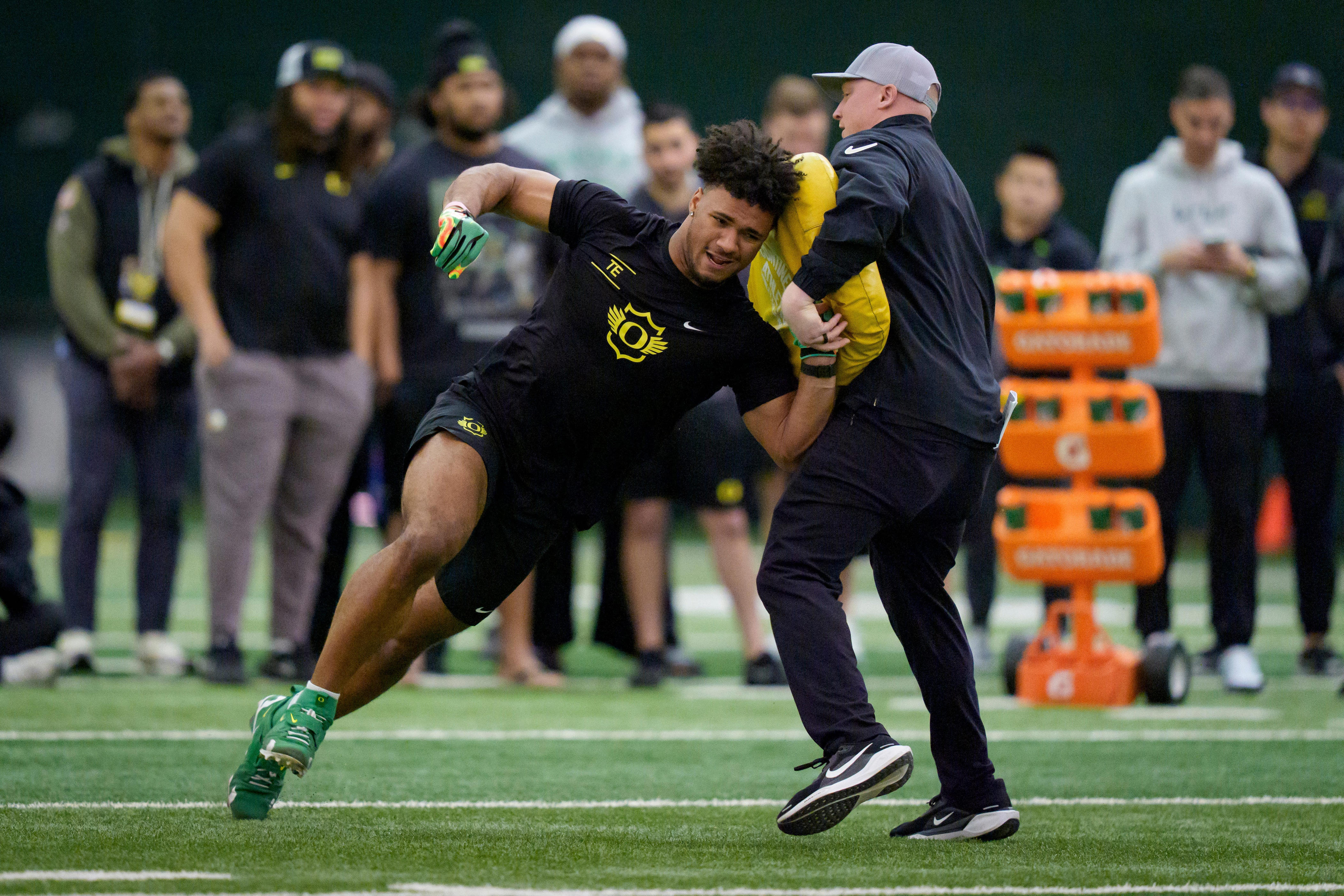 NFL draft injury analysis: Kenyon Sadiq, TE - Oregon