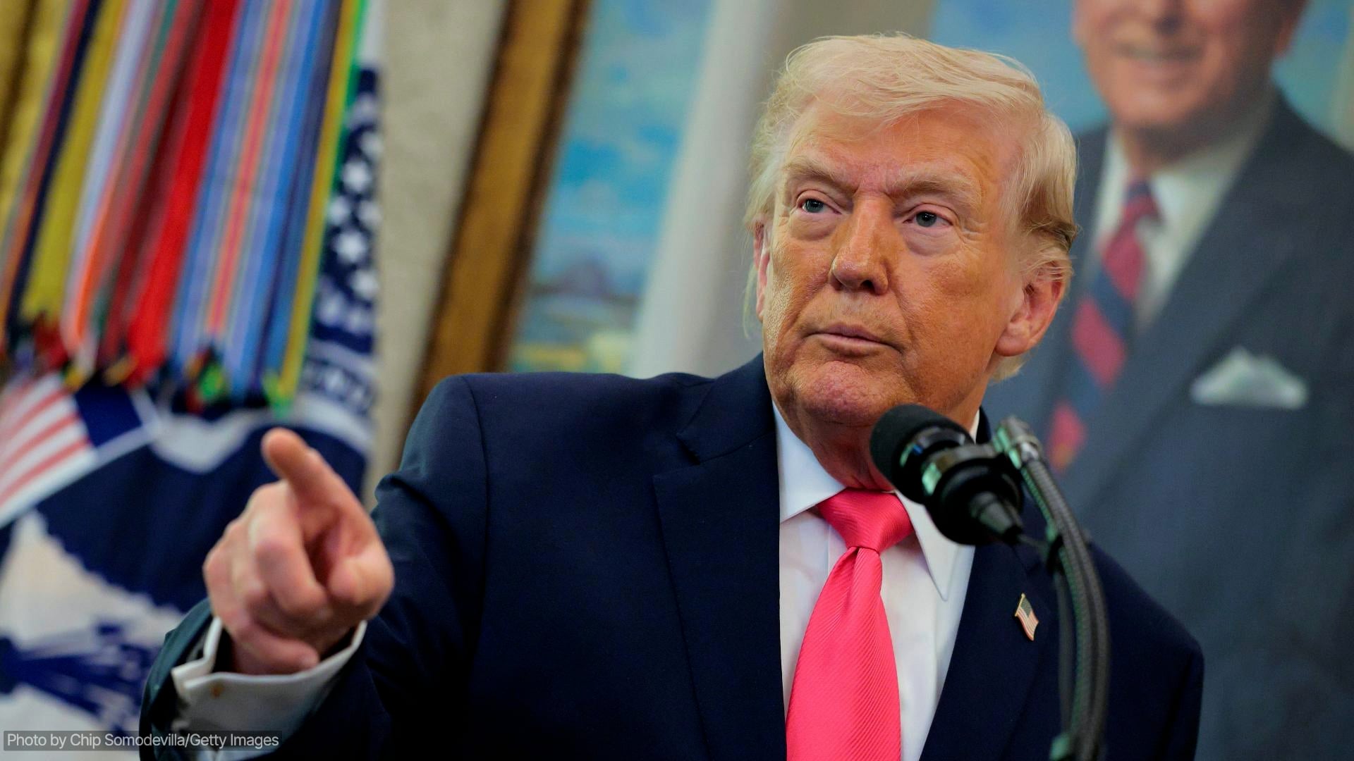 Trump’s approval rating falls to record low amid Iran war
