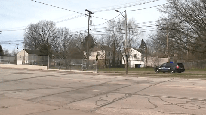 Man in custody after West Side standoff
