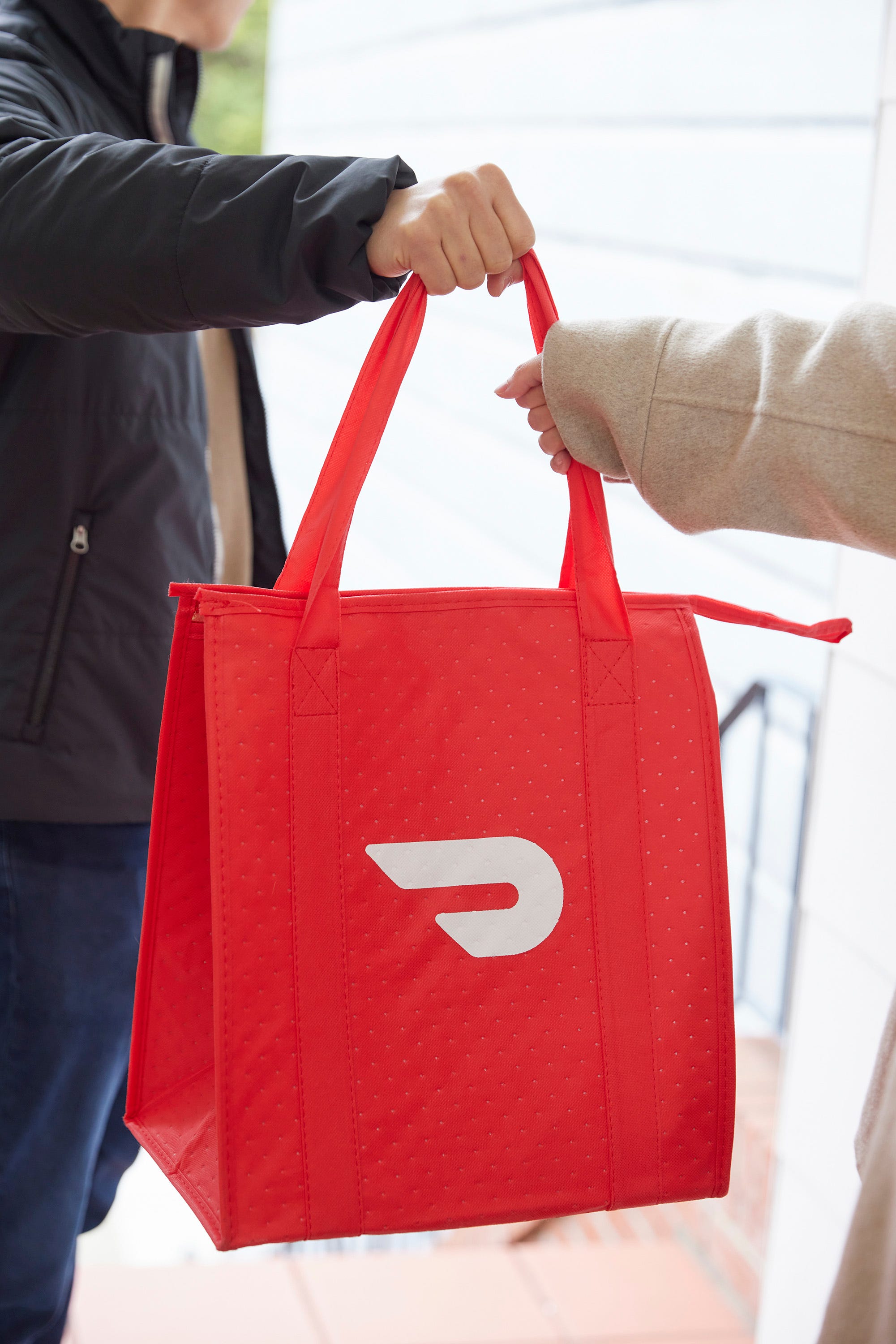 DoorDash offers relief program to drivers as gas prices rise amid Iran war