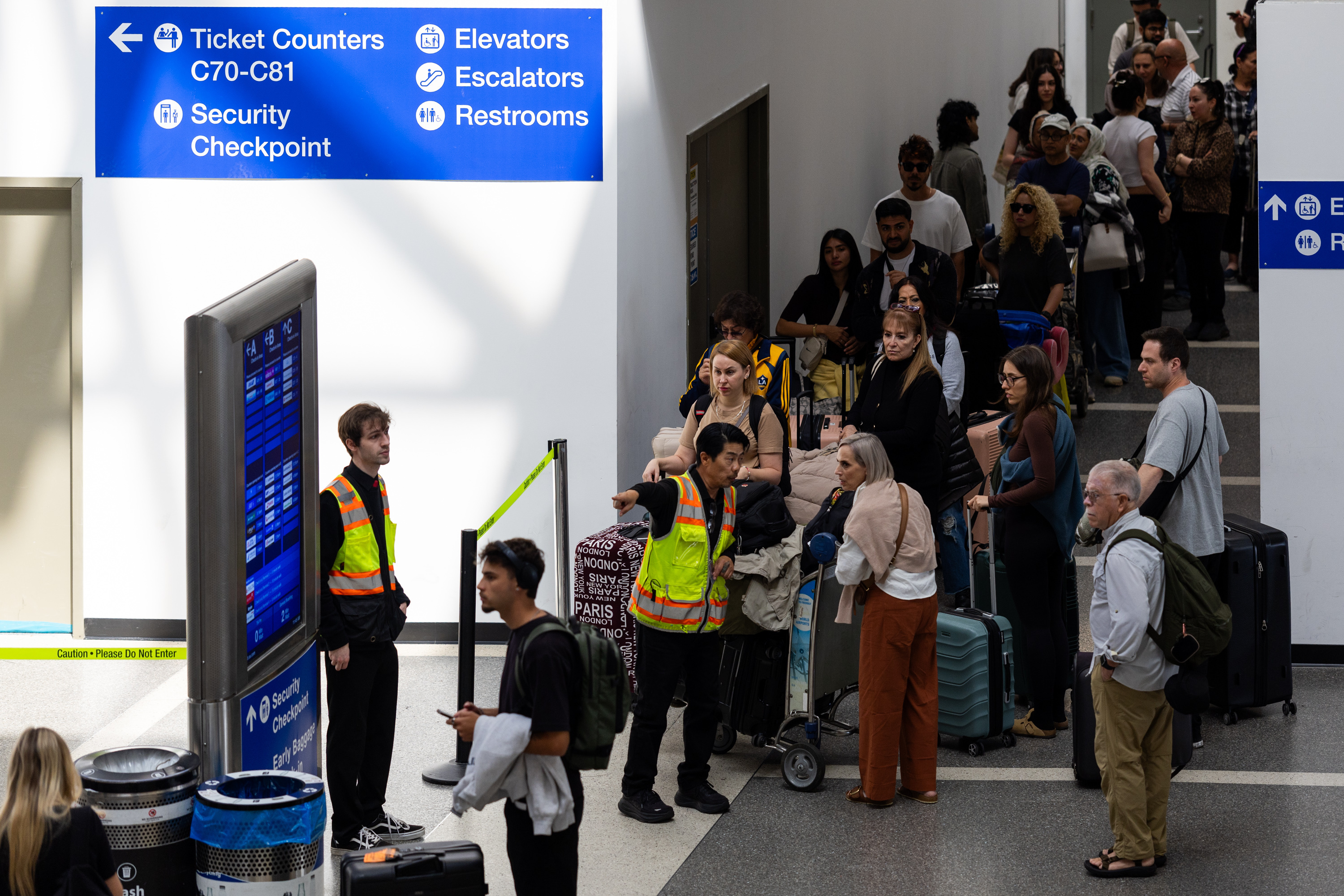 Donald Trump issues new National Guard airport warning<br><br>