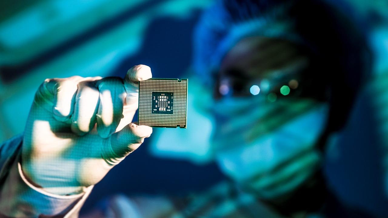 New detector chip compresses X-ray data up to 200x in real time