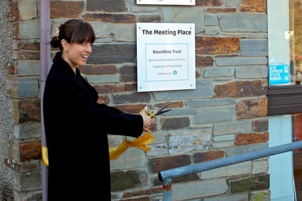 Beyond Paradise star opens new community centre in Cornwall
